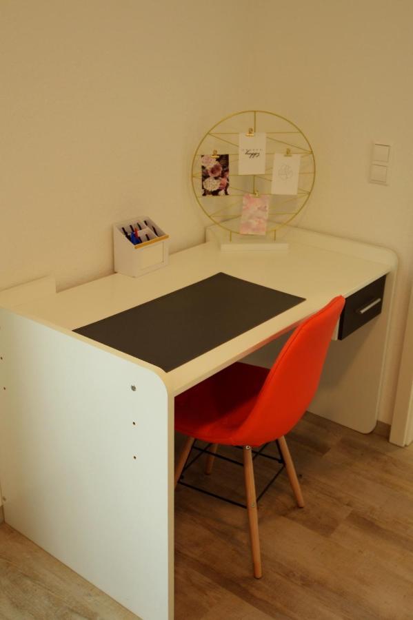 Unique Zentrale Moderne 2 Zimmer Wohnung Nahe Dem Park Villingen-Schwenningen Esterno foto